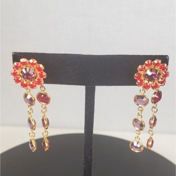 Red Hat Society Dangle Earrings Red Purple Gold Tone Chandelier Pierced - Picture 4 of 16